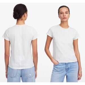 Madewell | NWT Essential Slim Tee in Lightweight Cotton in White | Sz S